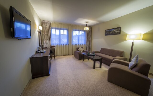 Hotel Krysztal Conference & Spa