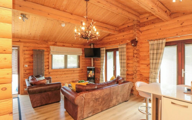 Wainstones Lodge 2