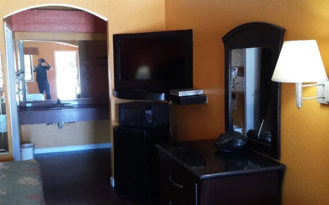 Regency Suites