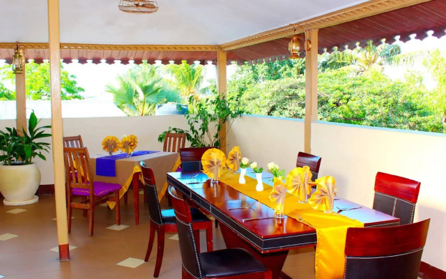The Island Town Hotel - Adults Only