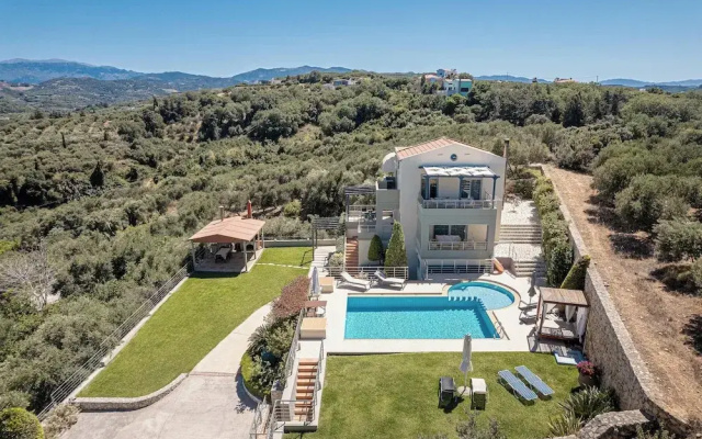 Villa Athinais