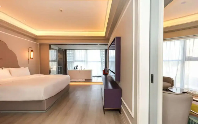 Mercure Jinan West Railway Station