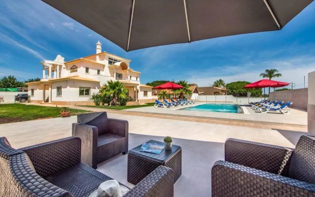 Villa Dourado