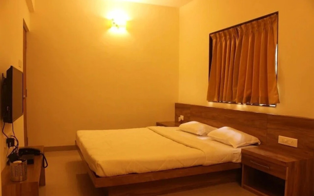 OYO 5899 Spacious 1 BHK North Goa Road