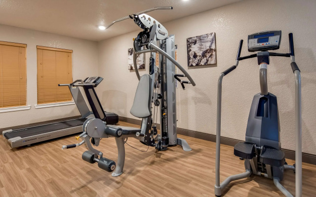Best Western Plus Bayshore Inn