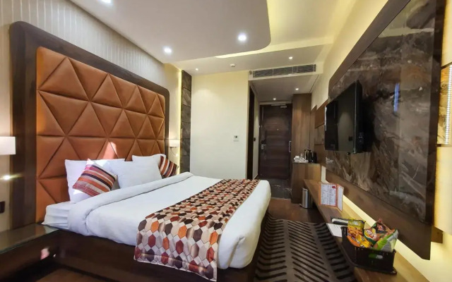 Hotel Makhan Residency