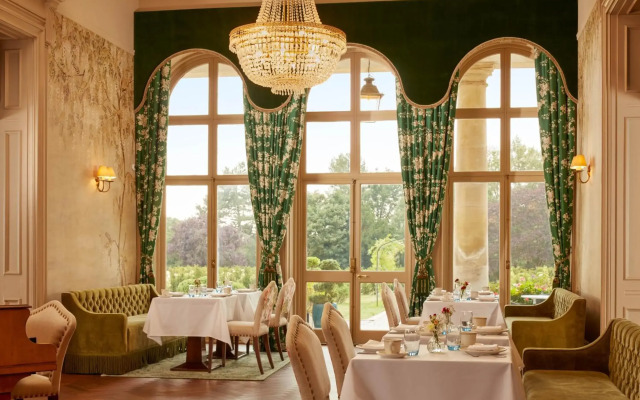 Down Hall Hotel