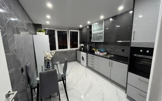 N3 Apartment