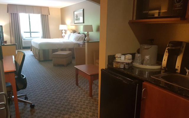 Holiday Inn Express & Suites Carbondale - University Area by IHG