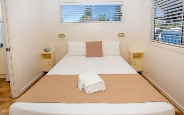 Woolgoolga Lakeside Holiday Park