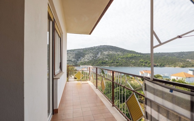 Apartment Frane