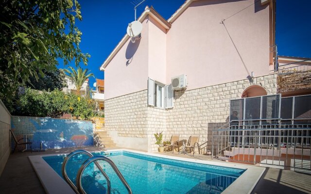 Apartments The Palms