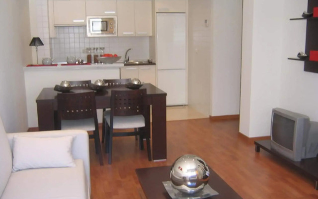 Apartamentos ELE Domocenter