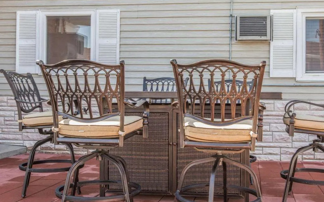 Rodeway Inn & Suites Sheridan