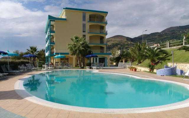 Meridian Hotel
