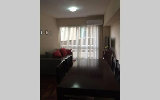 Céntrico y tranquilo Departamento