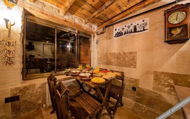 Zula Cave House
