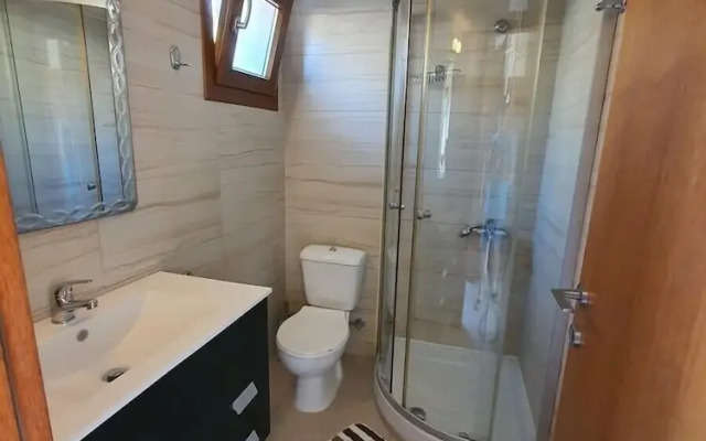 Evita Studios & Apartments