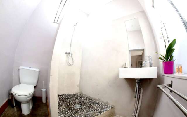 House With 6 Bedrooms In Avignon