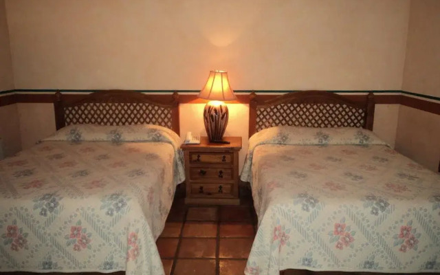 Hotel Hacienda Cazadores