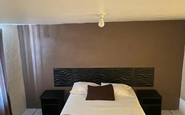 Hotel Bernal