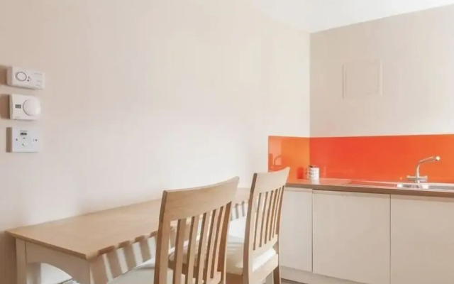 Max & Ben's Apartments