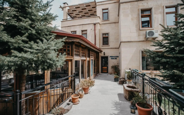 Royal Stone Houses - Goreme