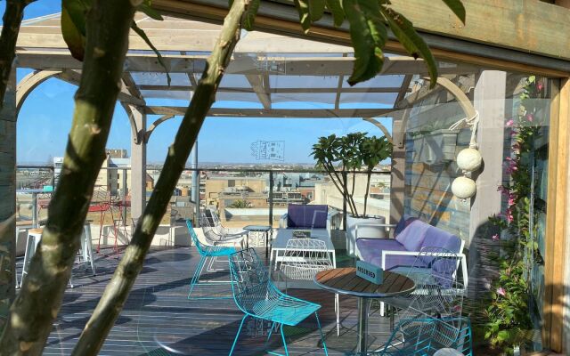 The Gerald Apartment Hotel