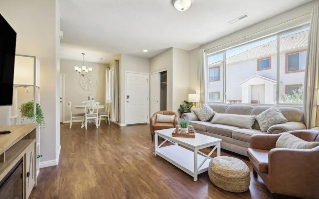 Welcoming Mesquite Condo w/ Pool Access!
