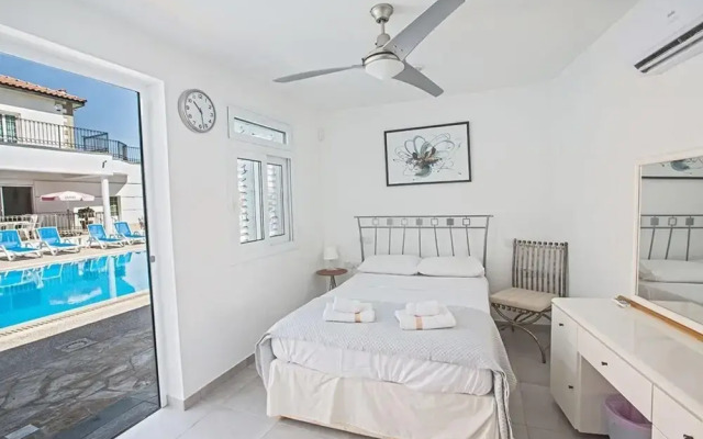 Papas Villa AQ An75