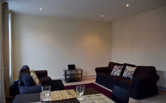 Spacious 1 Bedroom Flat in Dublin