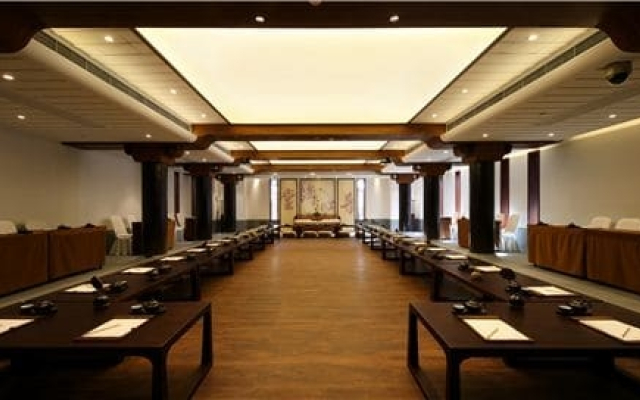 Putuoshan Ruyige Junlan Guest House