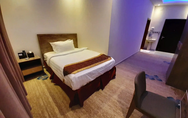 Qasr Alshamal Hotel