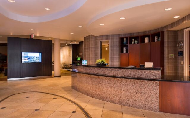 Courtyard By Marriott Thousand Oaks