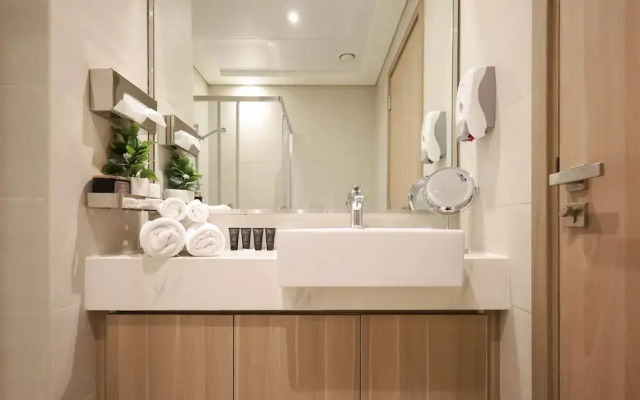 Exquisite Living in Riviera One Bedroom
