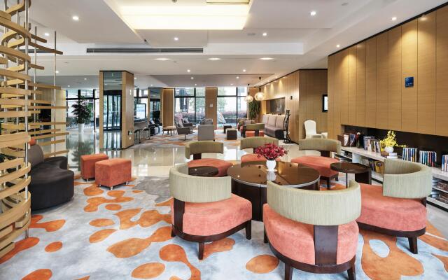 Holiday Inn Express Shanghai Gongkang, an IHG Hotel