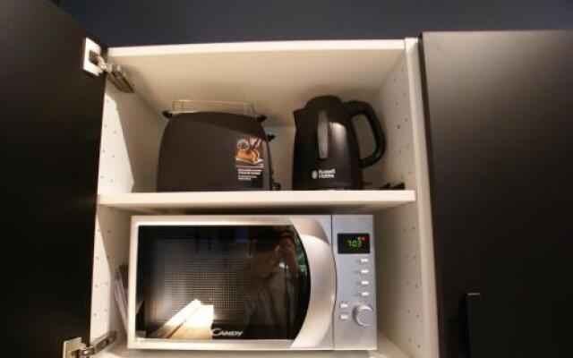 Fingerprint Tree Apartment