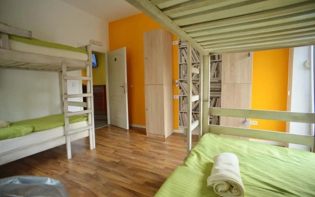 Hostel Stella Di Notte