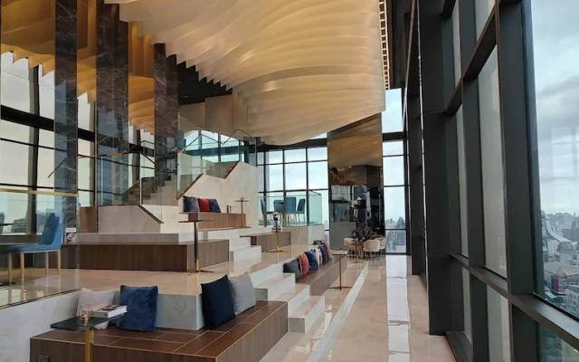Brand New 2 Bedroom Near Paragon