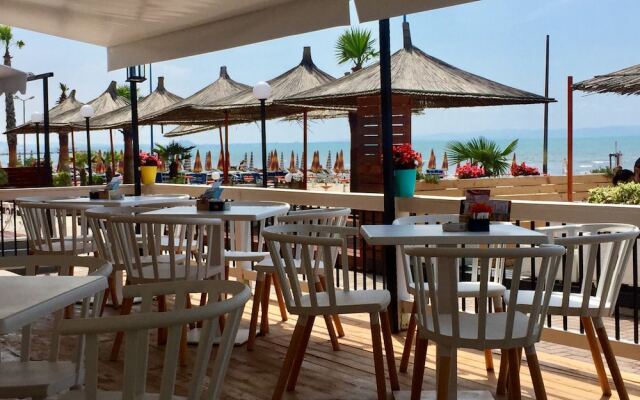 Hotel Sunrise Cameria