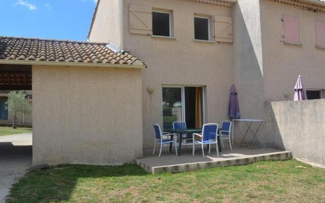 Maison Salavas, 3 pièces, 6 personnes - FR-1-382-16