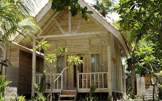 Coconut Village Guest House