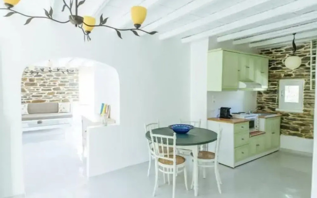 Cozy 2-bedroom House in Tinos