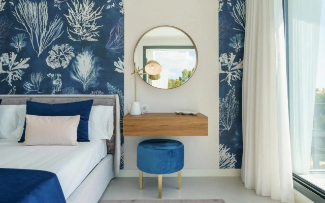 CT 123 - CaboRoyale I