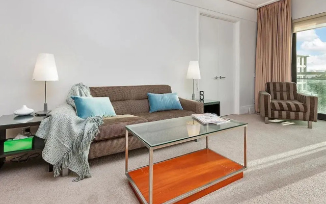 QV Waterfront Apartment - 749