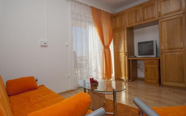 Apartment Almera N6