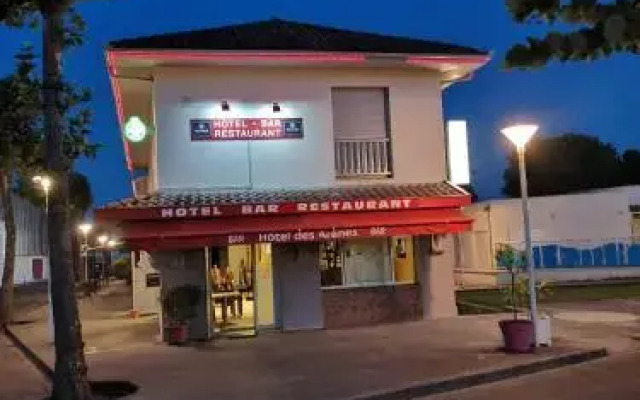 Hôtel Bar des Arènes