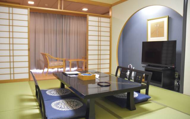 The Gran Resort Elegante Awajishima