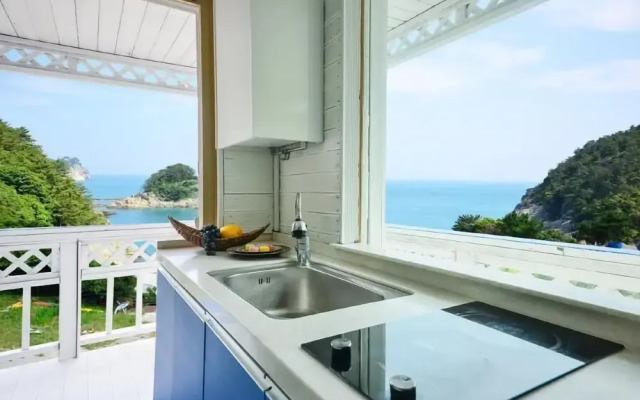 Geoje Santorini Pension