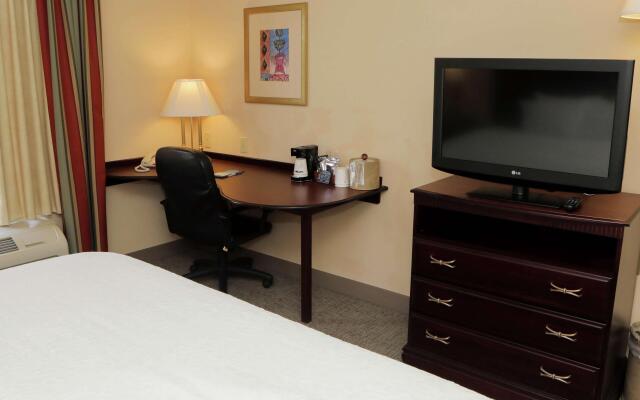 Hampton Inn Clinton Mo